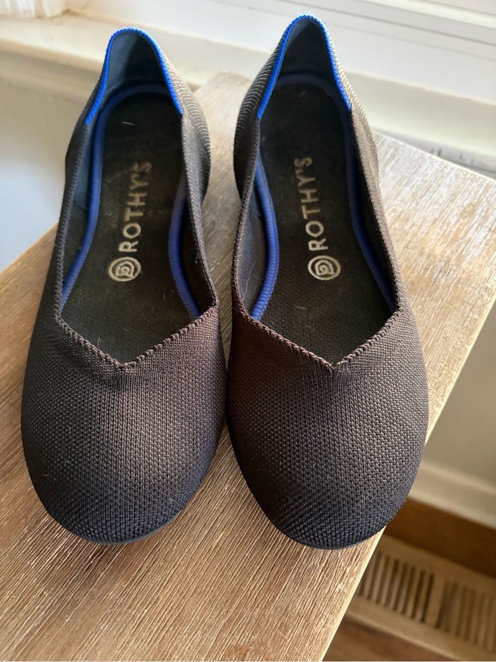 Rothys Round toe flat